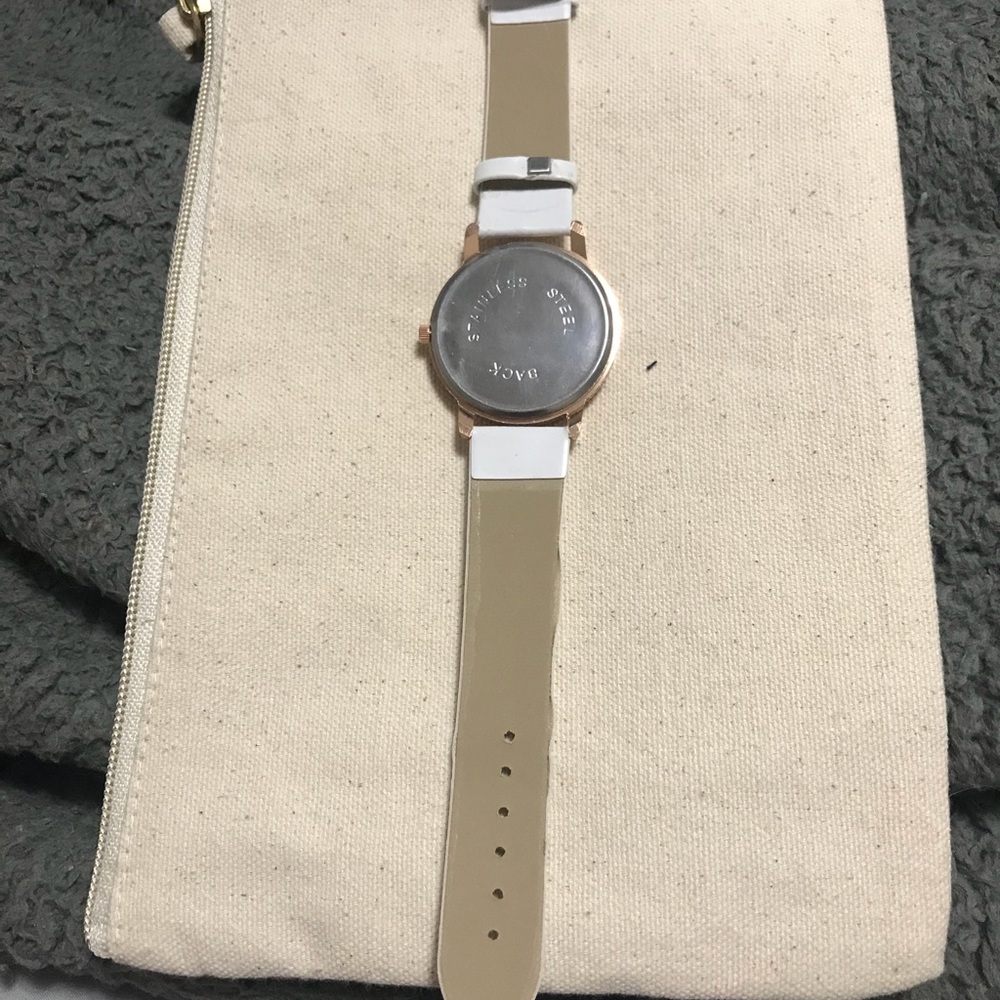 Watch - Picture 3 of 3